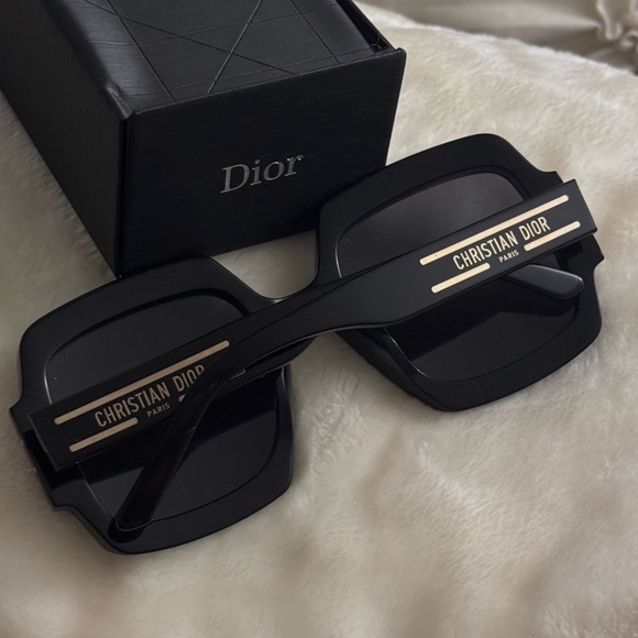 DiorSignature S1U - Picture 8 of 8